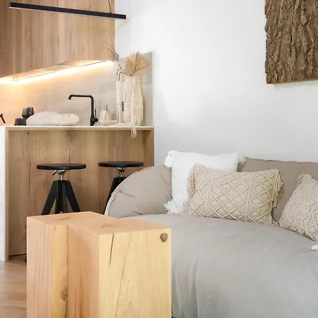 Modern 2bd Getaway I Ideal For Family I Cohost Апартаменты Паланга