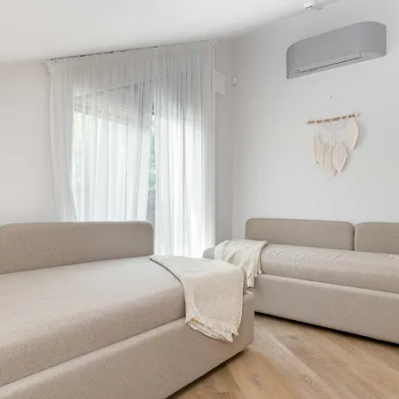 Apartment Modern 2bd Getaway I Ideal For Family I Cohost Palanga